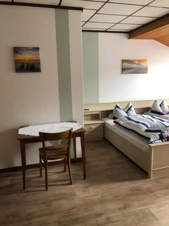 Birkengaststaette Hotel Wittmund Bagian luar foto